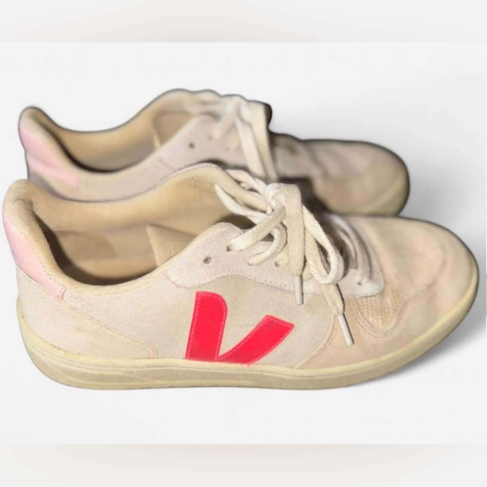 Veja Suede V-10 Sneakers in Pink and Cream size 7/38